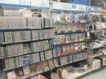 レプトン 安古市店 最新ゲームからレトロゲームの圧倒的品揃え 対戦席もあるトレカもやってます レプトン 公式